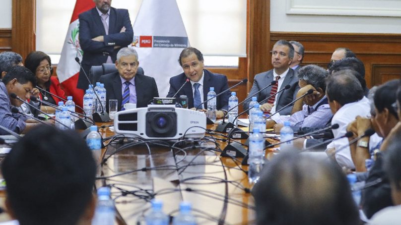Gobierno resolverá polémica por contratos de exploración petrolera off shore en 10 días
