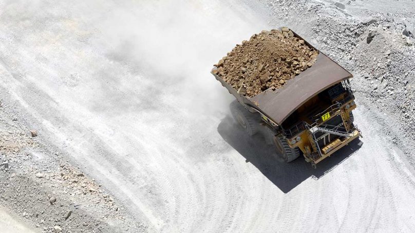 Minera Volcan invertirá «agresivamente» en exploración este año
