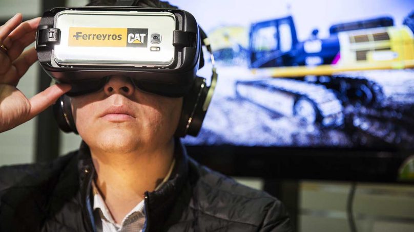 Ferreyros presentó experiencias de realidad virtual en Simposium del Oro y de la Plata