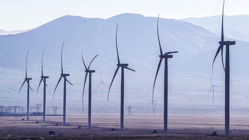 Minem prepara marco regulatorio para promover inversiones en energías renovables