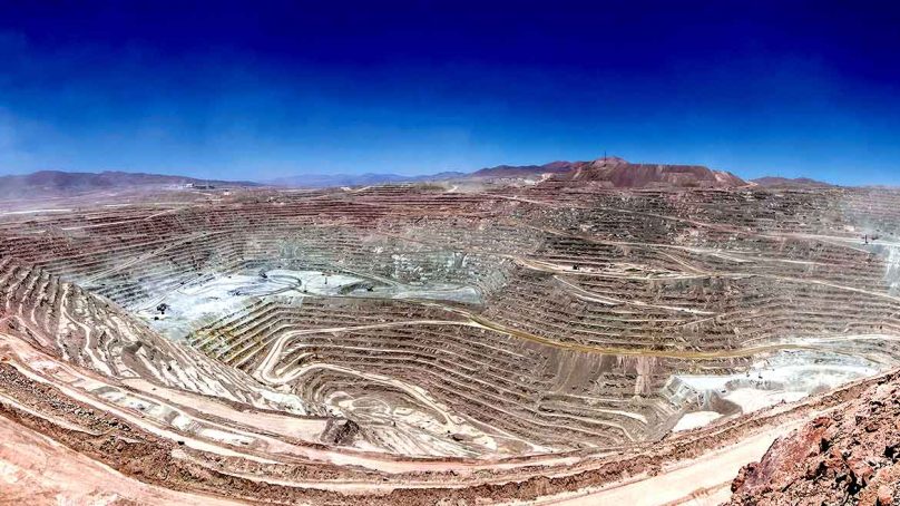 Minera Escondida: La negociación colectiva minera del siglo, en su Día D