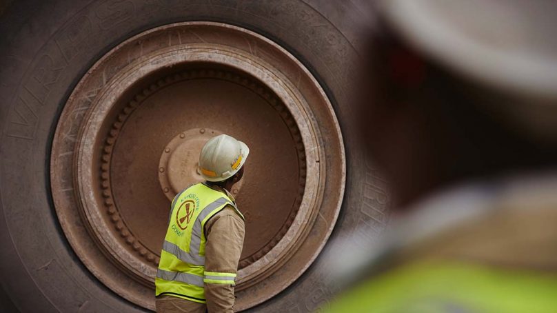 Glencore decide plantarle cara al carbón que mancilla su portafolio