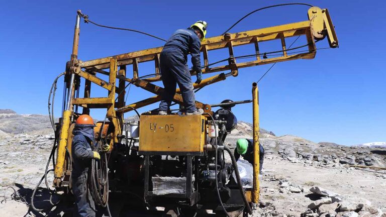 Macusani Yellowcake: Minem espera que en próximos meses inicie exploración de litio en Puno