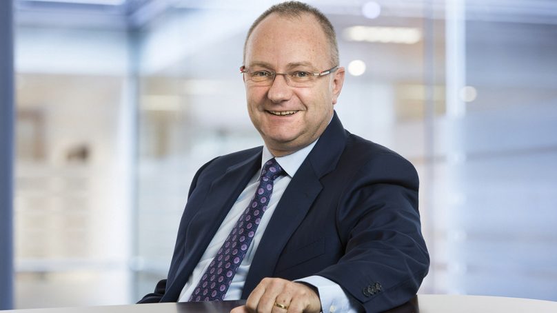 Mark Cutifani, CEO de Anglo American, se jubila y dejará el cargo en abril  de 2022 – Energiminas