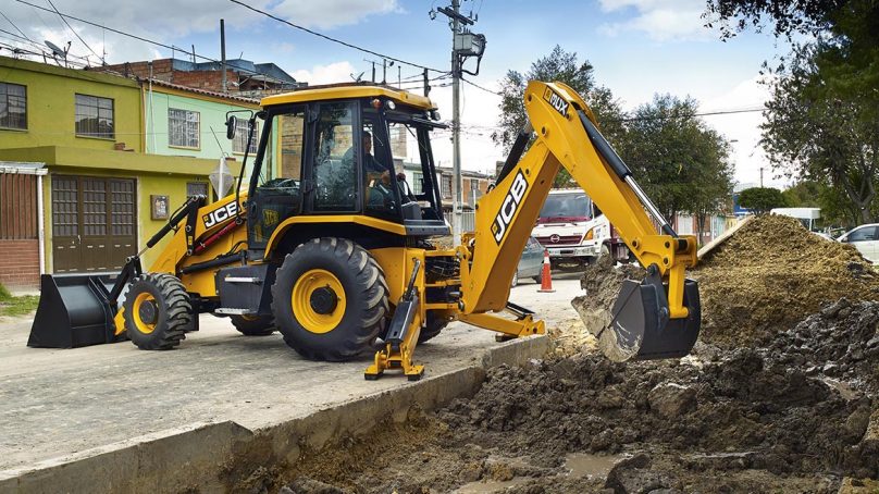 Dercomaq incorpora modernos sistemas para mejor control y operación de maquinaria pesada
