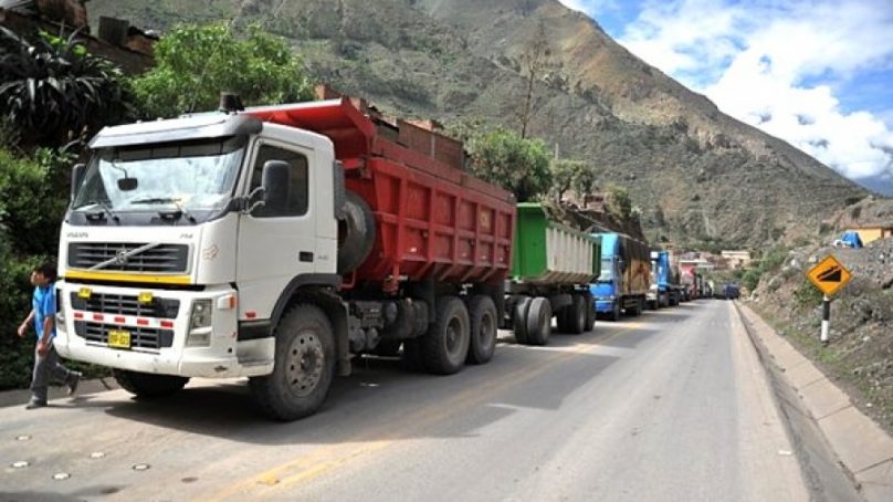 ¿Por qué los camiones pierden potencia a gran altitud?