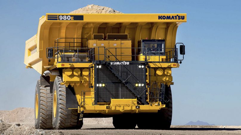 Cuatro camiones 980E de Komatsu son probados en mina Toquepala