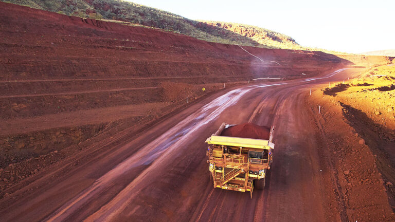 Moody’s mejora la perspectiva global de metales y minería de negativa a estable