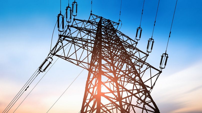 Coronavirus: Consumo eléctrico se contrajo 30% en segundo día de aislamiento social