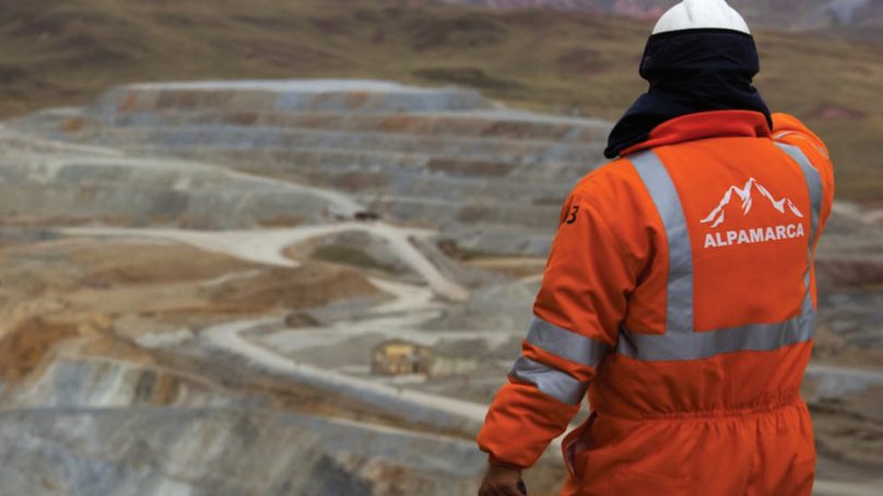 Volcan decide suspender operaciones y respaldarse solo en personal crítico