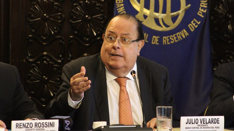 «Ni en mis peores pesadillas podría pensar que la economía cayera 40%»: Julio Velarde a Bloomberg