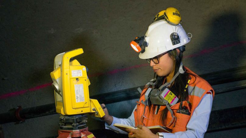 Número de mujeres en actividad minera creció en más del 100% desde el año 2009
