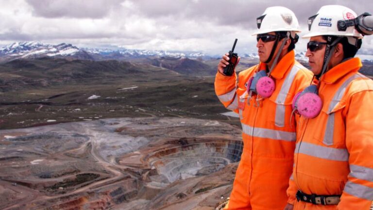 Caída del precio promedio del zinc impactó los resultados de Volcan Compañía Minera