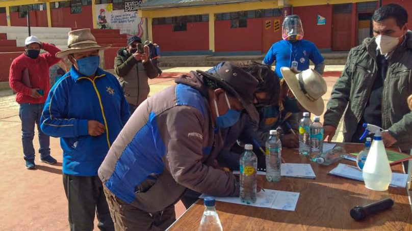 Pandemia: Pobladores de Caylloma y minera Bateas firman un acuerdo por S/3 millones