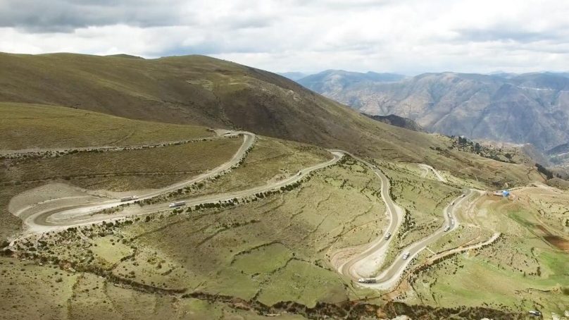 Algunos líderes de Chumbivilcas aprobaron propuesta para brindar servicios a Las Bambas con 14 camiones