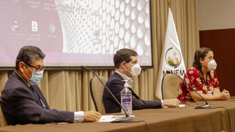 Puno: Minem lanzará convocatoria para electrificar distrito de Corani en febrero