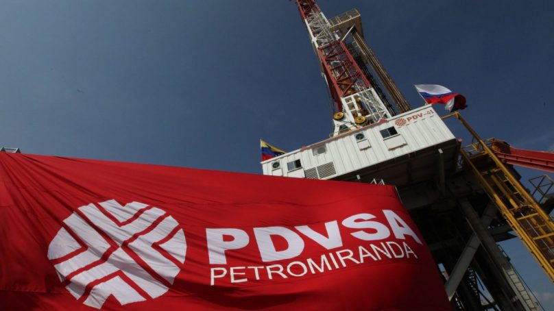 Maduro abre la puerta a la privatización de PDVSA, al borde de la quiebra