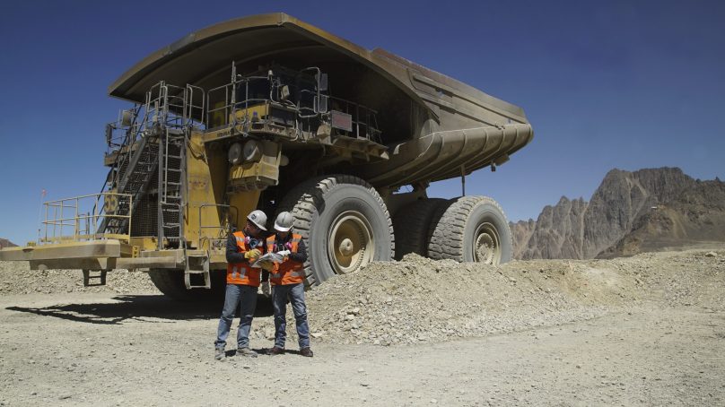 Bloomberg: Incertidumbre política mantendrá a raya las inversiones mineras en Perú