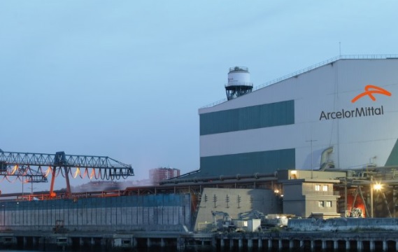 ArcelorMittal construirá la primera gran planta de acero sin carbono