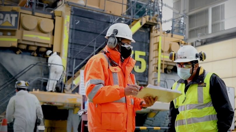 Rumbo a PERUMIN: La carga tributaria real para una empresa minera en Perú está entre 45% y 50%