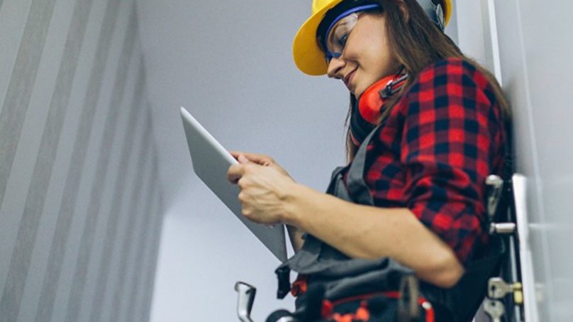Por tercer año consecutivo, Schneider Electric Perú aparece entre las 10 mejores empresas para jóvenes profesionales
