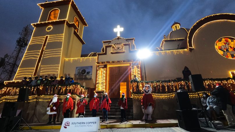 Southern Perú realiza iluminación del Santuario de Nuestro Señor de Locumba para celebrar fiestas de Navidad