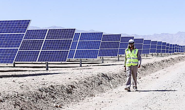 Designan como director general de la DGEE del Minem a Miner Herrera Coronel