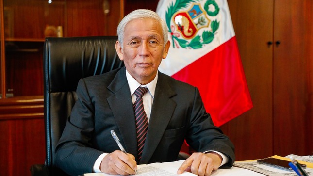 Ministro Eduardo González es citado a declarar por designación de Daniel Salaverry a la presidencia de Perupetro