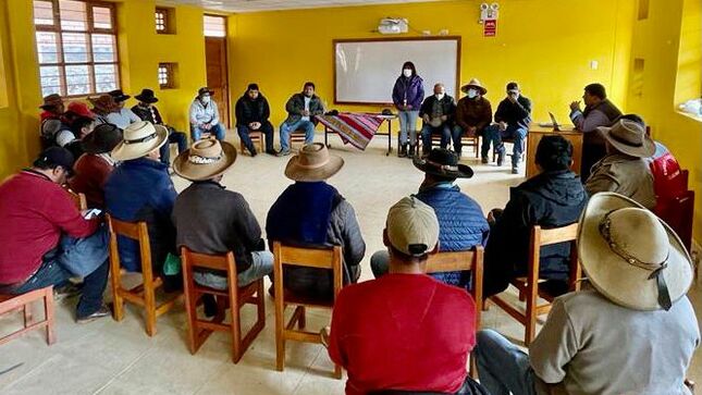 Comunidades de Chumbivilcas continunarán bloqueo de corredor minero hasta lograr acuerdo que los satisfaga sobre estos términos