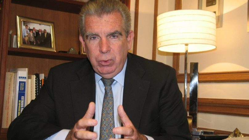 «El sector minero apoya la educación, porque con mejor educación podrán darse cuenta de que no estamos contaminando»