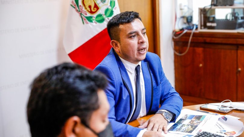 Minem sustenta ante el Congreso proyecto de ley para reducir tarifas eléctricas de familias pobres