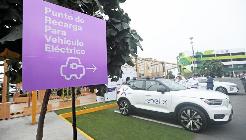 Panasonic invertirá US$4,900 millones en baterías y ‘software’ para vehículos eléctricos