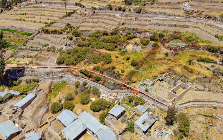 Southern Perú culmina canal de riego para 101 familias de agricultores en Candarave