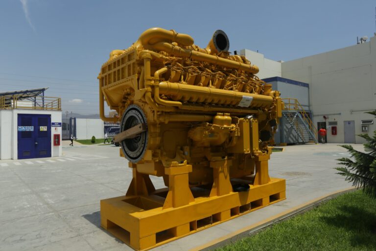 Este es el motor de los Komatsu 980E-5SE, de 400 toneladas de capacidad, y Cummins lo lanza al mercado peruano