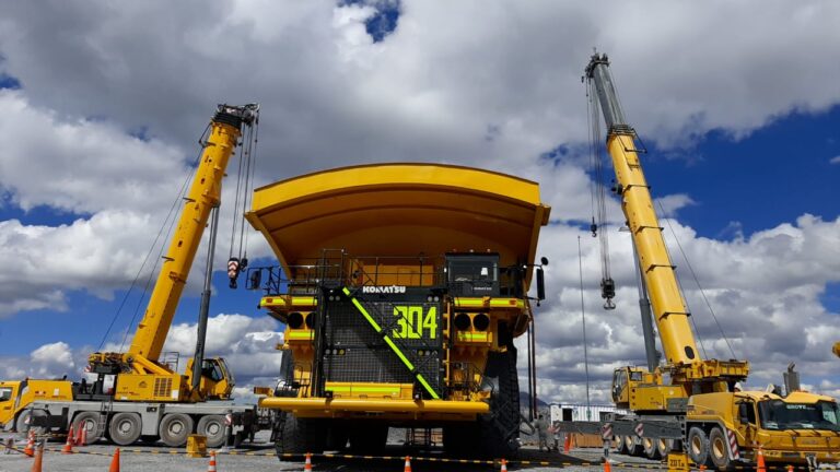 Tras contrato con Antamina: facturación de Komatsu-Mitsui superaría los US$600 millones en 2023