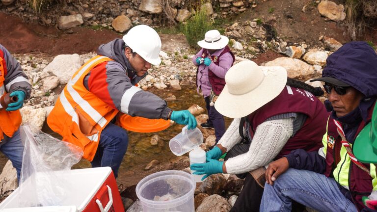 AMSAC realizó monitoreos ambientales participativos en calidad de agua en Puno