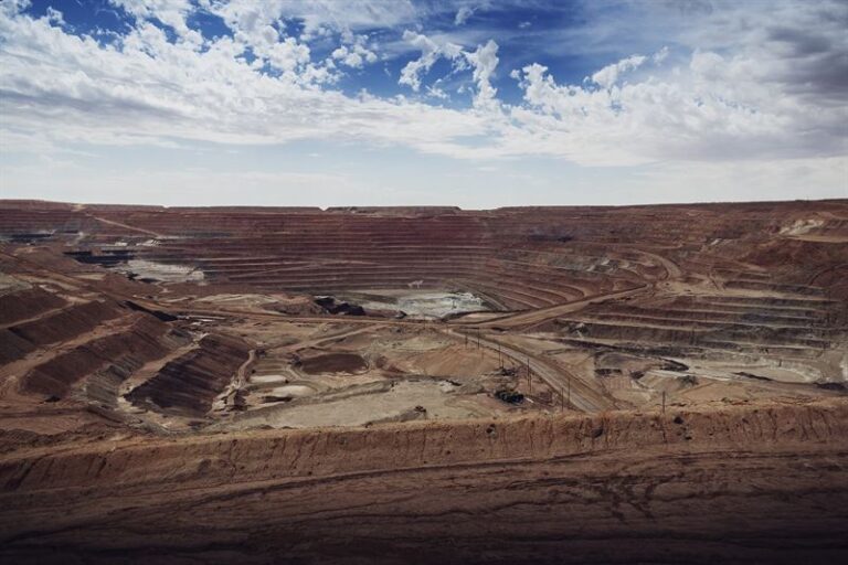 Operación de bórax de Rio Tinto en EE. UU. se convierte en la primera mina a cielo abierto en hacer la transición a diésel renovable