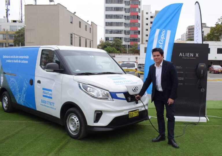 Atlas Copco presenta su primer vehículo de servicio 100% eléctrico en el Perú