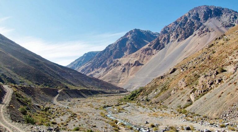 Los Andes Copper evalúa opciones de financiamiento para proyecto en Chile, incluida la venta