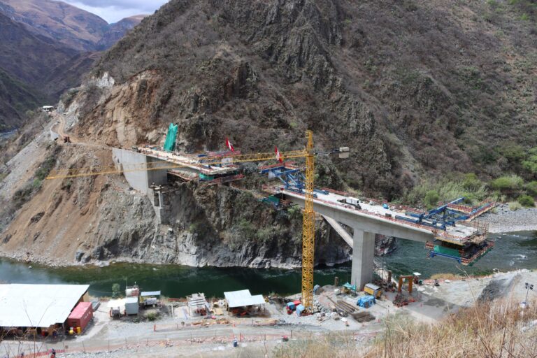 Las Bambas: Puente Kutuctay tiene más del 60% de avance en su construcción