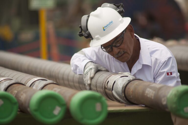 PetroTal culmina instalación de una nueva plataforma en el Lote 95