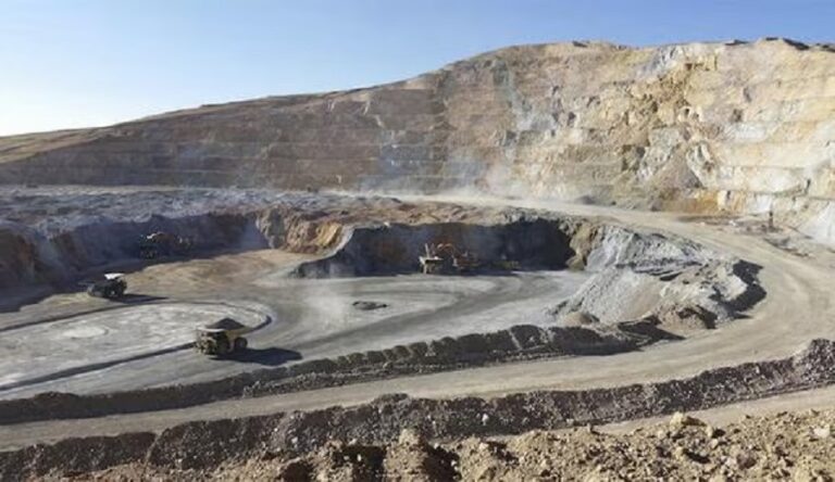 Jinzhao Mining reduce inversión en el proyecto Pampa de Pongo en Arequipa