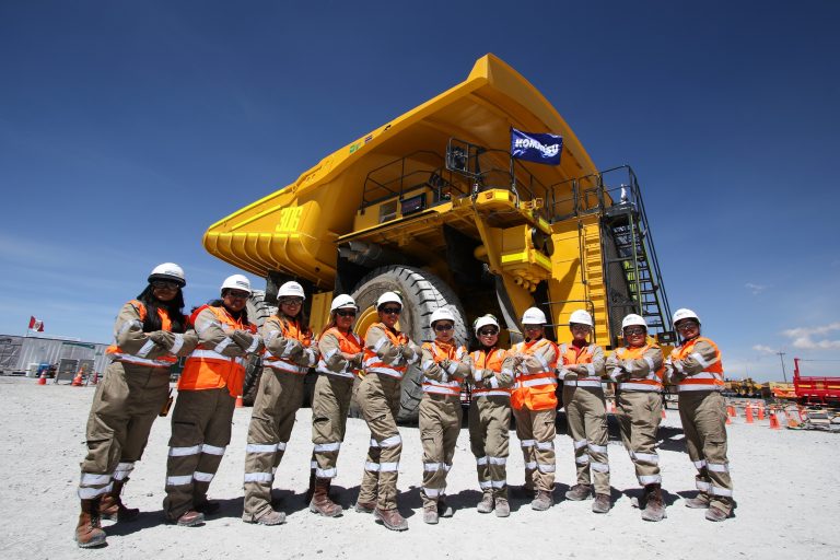 BHP y WIM Perú consolidan alianza estratégica para impulsar balance de género en la minería