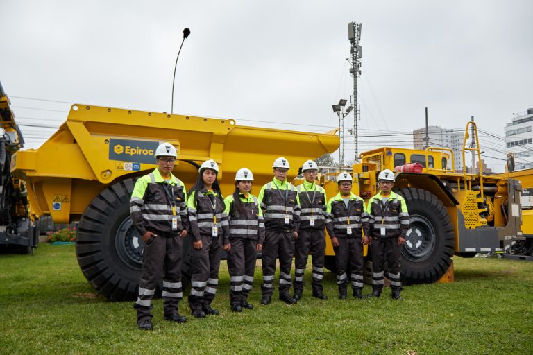 Epiroc y Minsur estrenan programa de entrenamiento para jóvenes puneños