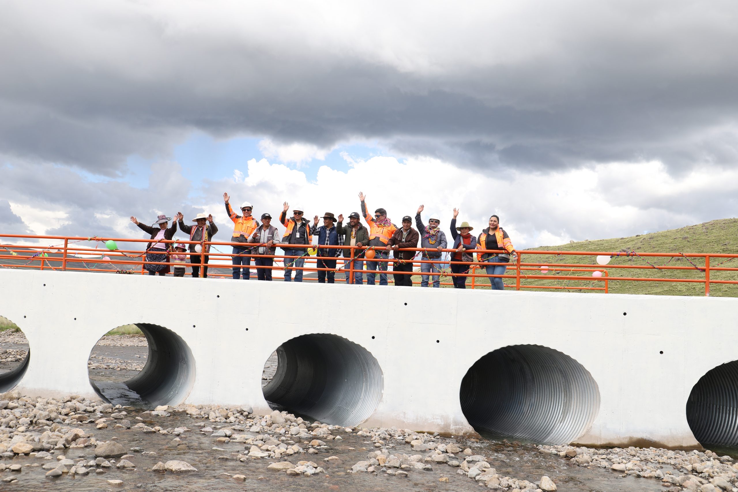 Hudbay Perú: Inauguran puentes carrozables para comunidad de Chilloroya