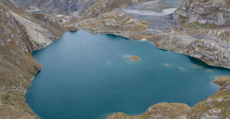 Un área de secado de relaves para proyecto San Gabriel