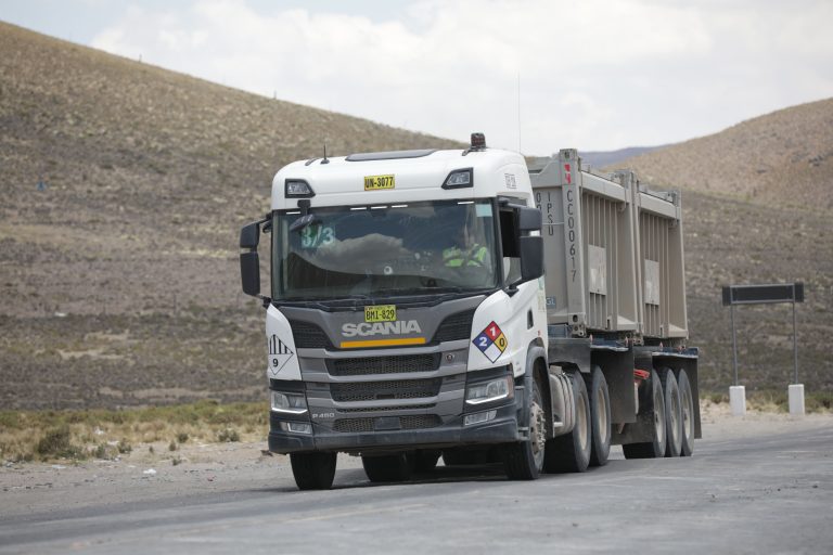 Scania Perú entrega 210 remolcadores G410 para Las Bambas