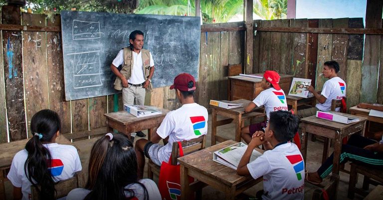 Inicia proyecto educativo Jinkay, de Petroperú, que refuerza conocimientos en alumnos de la Amazonía