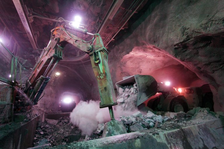 Codelco: Más de la mitad de la menor producción de cobre fino entre 2021 y 2023 se explica por las disminuidas leyes del mineral