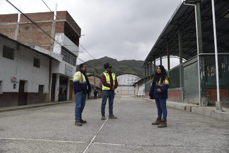 Gold Fields y la Municipalidad Distrital de Hualgayoc avanzan con  proyecto de pistas y veredas